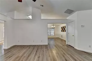 5133 Haverford Run Dr, Lilburn, GA 30047 - Photo 10