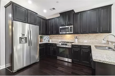 7315 Highland Bluff #12, Atlanta, GA 30328 - Photo 8