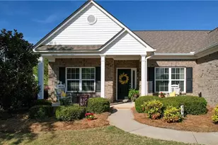 848 Crossroads Ct, Social Circle, GA 30025 - Photo 2