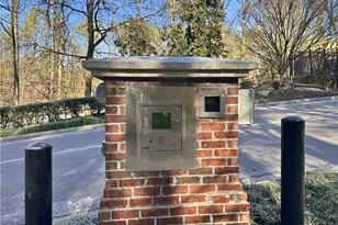 4252 River Green Dr NW, Atlanta, GA 30327 - Photo 30