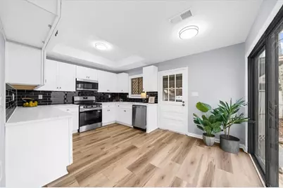 688 Serramonte Drive, Marietta, GA 30068 - Photo 6