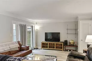 6980 Roswell Rd, Atlanta, GA 30328 - Photo 12