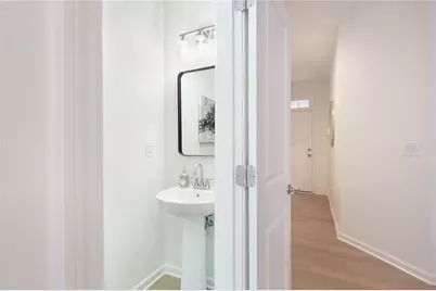 1571 Trailview Way NE, Atlanta, GA 30329 - Photo 4