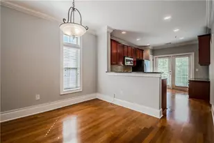 2752 Wander Ln, Alpharetta, GA 30022 - Photo 10