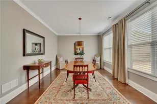 246 Somerset Cir, Woodstock, GA 30189 - Photo 10