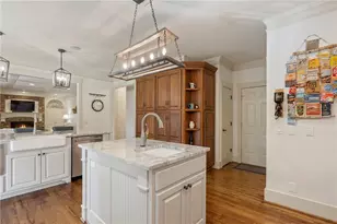 407 Maple Ridge Ct, Cumming, GA 30028 - Photo 18