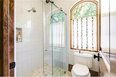 3118 W Roxboro Road NE, Atlanta, GA 30324 - Photo 56