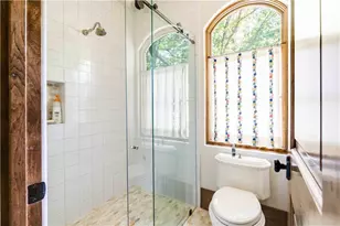 3118 W Roxboro Rd NE, Atlanta, GA 30324 - Photo 56