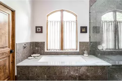 3118 W Roxboro Road NE, Atlanta, GA 30324 - Photo 44