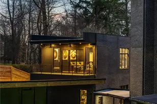 345 Pinecrest Rd NE, Atlanta, GA 30342 - Photo 48