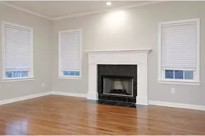 218 Barfield Avenue, Atlanta, GA 30310 - Photo 4