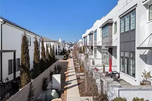 6740 Avis Walk, Alpharetta, GA 30005 - Photo 4