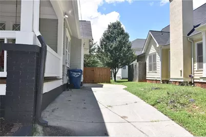 375 Atwood Street SW, Atlanta, GA 30310 - Photo 2