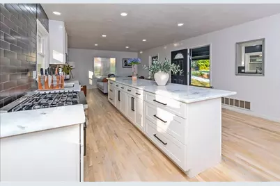 3807 Greenhill Drive, Atlanta, GA 30341 - Photo 8