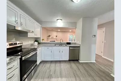 1502 Queen Anne Court, Atlanta, GA 30350 - Photo 4