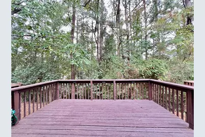 1502 Queen Anne Court, Atlanta, GA 30350 - Photo 8