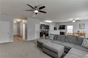 640 Independence Ave, Pendergrass, GA 30567 - Photo 6