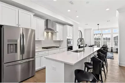 6786 Encore Boulevard, Atlanta, GA 30328 - Photo 8