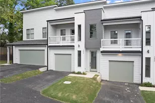 380 Forrest Ave, Gainesville, GA 30501 - Photo 1