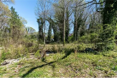 665 S Eugenia Place NW, Atlanta, GA 30318 - Photo 18