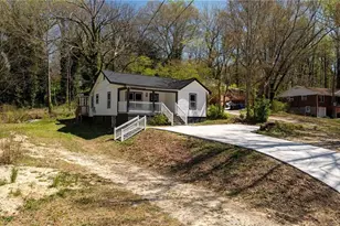 665 S Eugenia Pl NW, Atlanta, GA 30318 - Photo 2