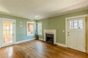 2852 Kimmeridge Dr, East Point, GA 30344 - Photo 10