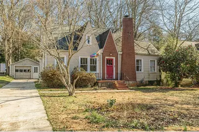 2852 Kimmeridge Drive, East Point, GA 30344 - Photo 2