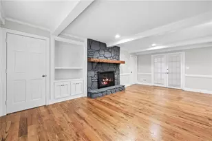 4947 Castlewood Dr SW, Lilburn, GA 30047 - Photo 20