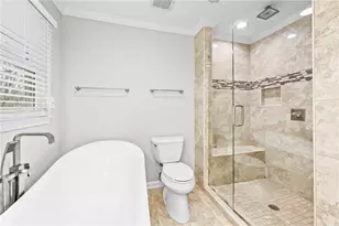 4947 Castlewood Dr SW, Lilburn, GA 30047 - Photo 32