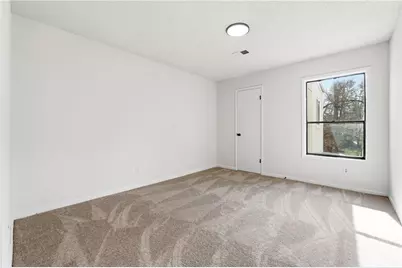 5001 Hickory Oak Court, Stone Mountain, GA 30088 - Photo 16