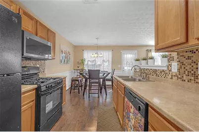 642 Lakes Circle, Lithonia, GA 30058 - Photo 12