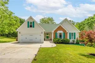 1426 Wyntercreek Dr, Hoschton, GA 30548 - Photo 40