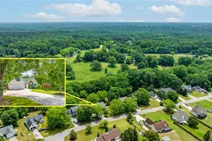 1426 Wyntercreek Dr, Hoschton, GA 30548 - Photo 46