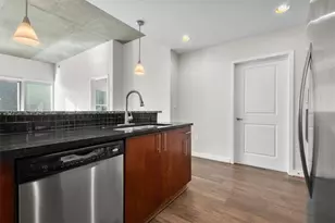 250 Pharr Rd NE, Atlanta, GA 30305 - Photo 4