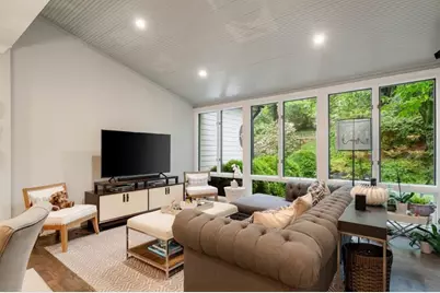 221 Robin Hood Road NE, Atlanta, GA 30309 - Photo 18