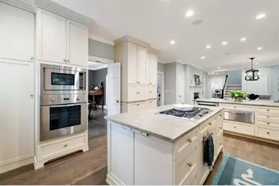 221 Robin Hood Road NE, Atlanta, GA 30309 - Photo 12