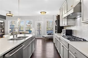 368 Provenance Dr, Sandy Springs, GA 30328 - Photo 16