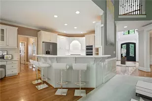 3770 Newport Bay Dr, Alpharetta, GA 30005 - Photo 12