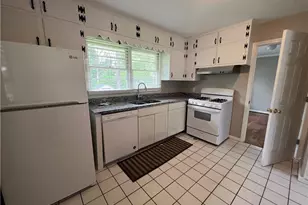 1369 Longview Dr, Gainesville, GA 30501 - Photo 2