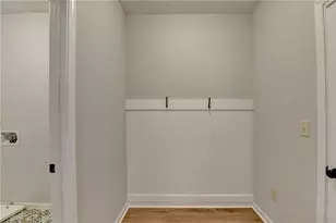 5525 Summer Creek Ct, Sugar Hill, GA 30518 - Photo 32