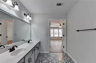 5525 Summer Creek Ct, Sugar Hill, GA 30518 - Photo 48