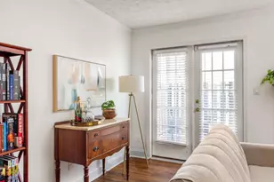 1335 N Crossing Dr NE, Atlanta, GA 30329 - Photo 4