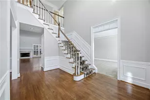 120 Willow Brook Dr, Roswell, GA 30076 - Photo 2