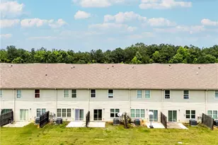 1931 Old Dogwood, Jonesboro, GA 30238 - Photo 2