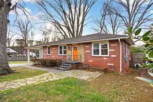 834 Alberson Ct, Decatur, GA 30033 - Photo 1