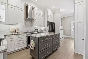 8630 Parker Pl, Roswell, GA 30076 - Photo 14