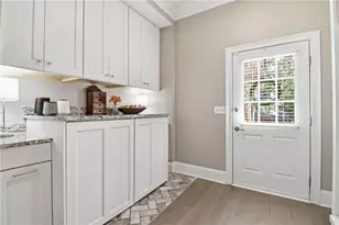 8630 Parker Pl, Roswell, GA 30076 - Photo 16