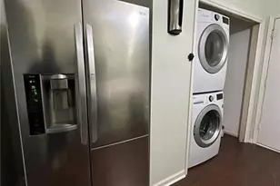 1730 Paddlewheel Dr NE, Marietta, GA 30062 - Photo 8