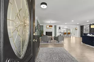 146 Lancelot Way, Lawrenceville, GA 30046 - Photo 2