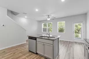 2832 Saratoga Lake View, Decatur, GA 30034 - Photo 8